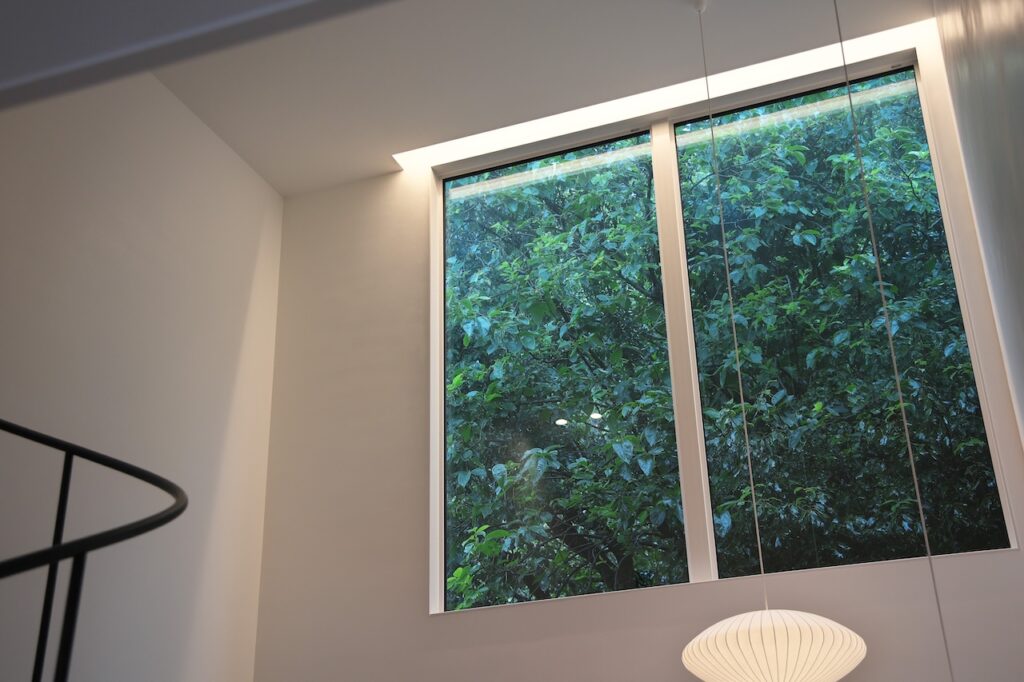 リビングにある大開口窓