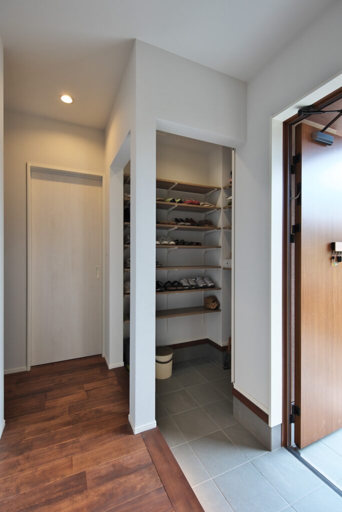 2階リビングの家｜回遊動線で暮らしやすい住まい