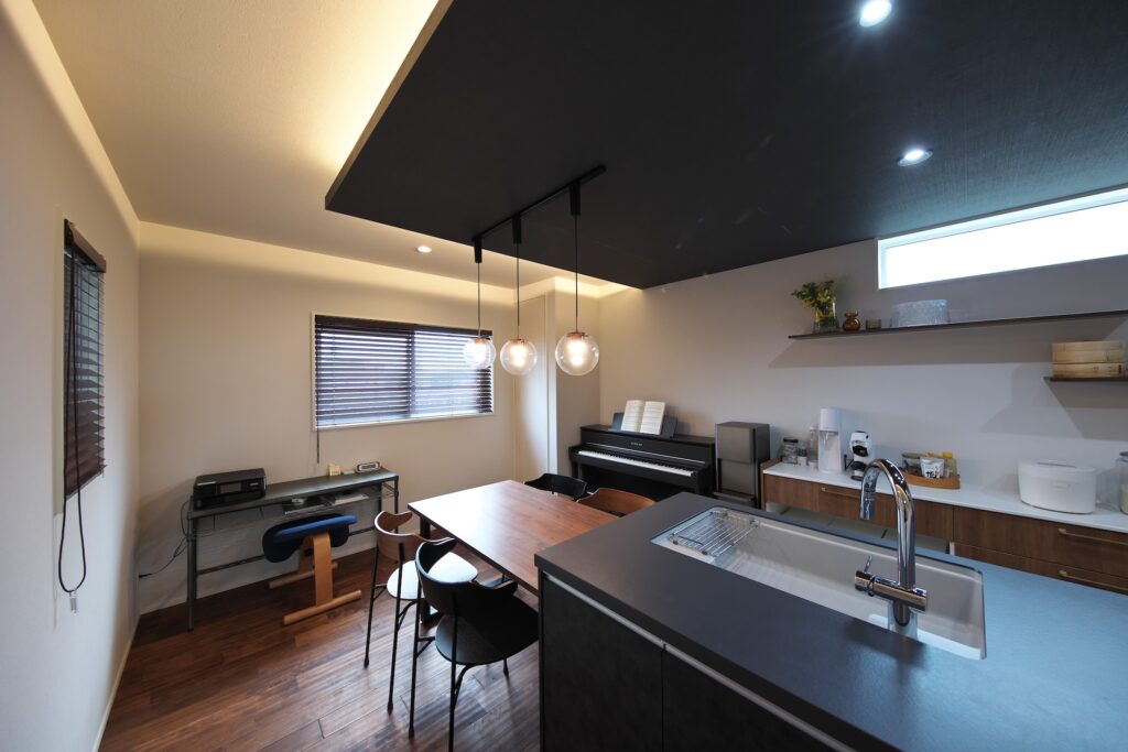 2階リビングの家｜回遊動線で暮らしやすい住まい