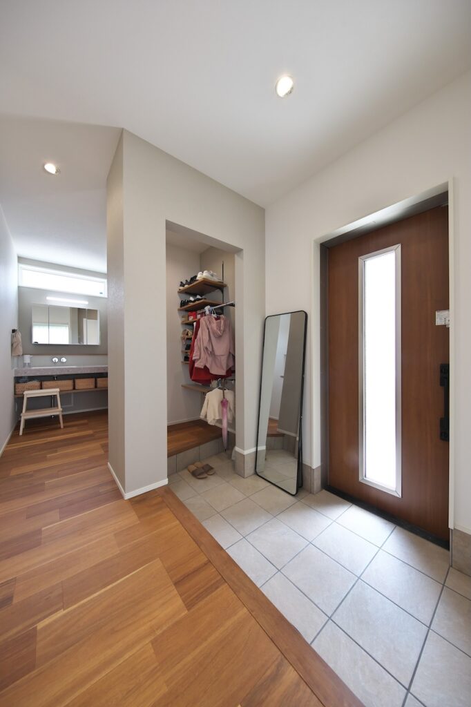 土間収納のある玄関