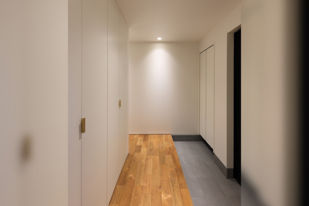 広々とした玄関ホール